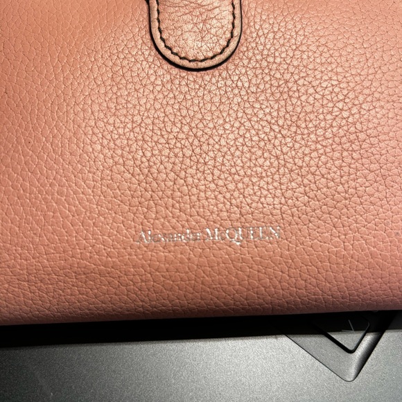 Pink Alexander, McQueen wallet - Picture 4 of 8